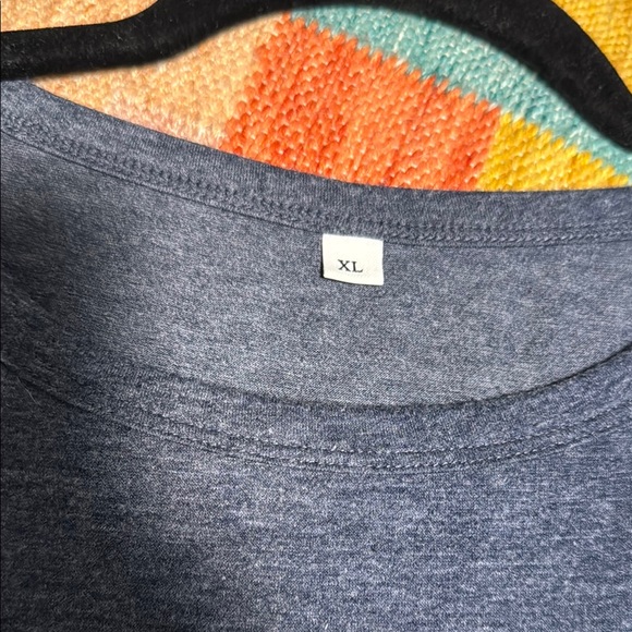 3 Women’s T-Shirts XL - Picture 2 of 9